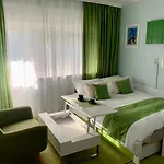 Mara's Terrace - Marini Dvori / 4 Pax