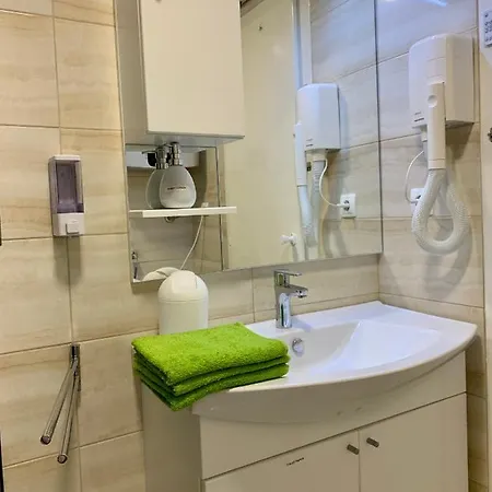 Mara's Terrace - Marini Dvori / 4 Pax Daire Imotski