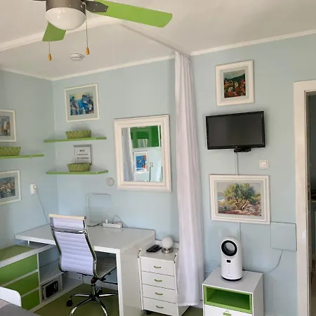 Mara's Terrace - Marini Dvori / 4 Pax Apartment *